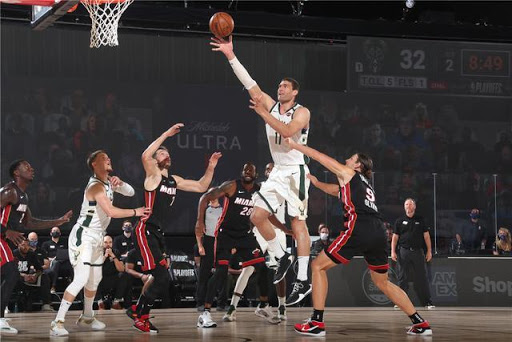 Miami Heat besiegte Milwaukee Bucks mit 4: 1 und erreichte das Finale der Eastern Conference